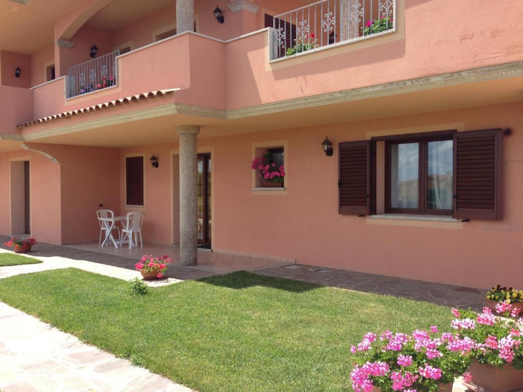 Stella Marina Apartment Олбия Стая снимка